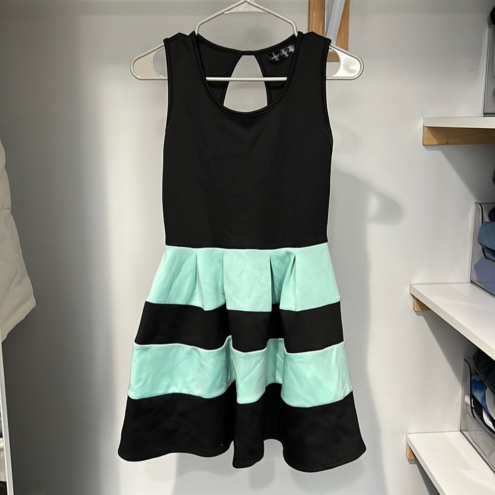 Juniors Dress